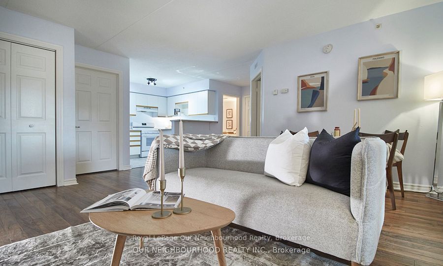 1431 Walker's Line 208