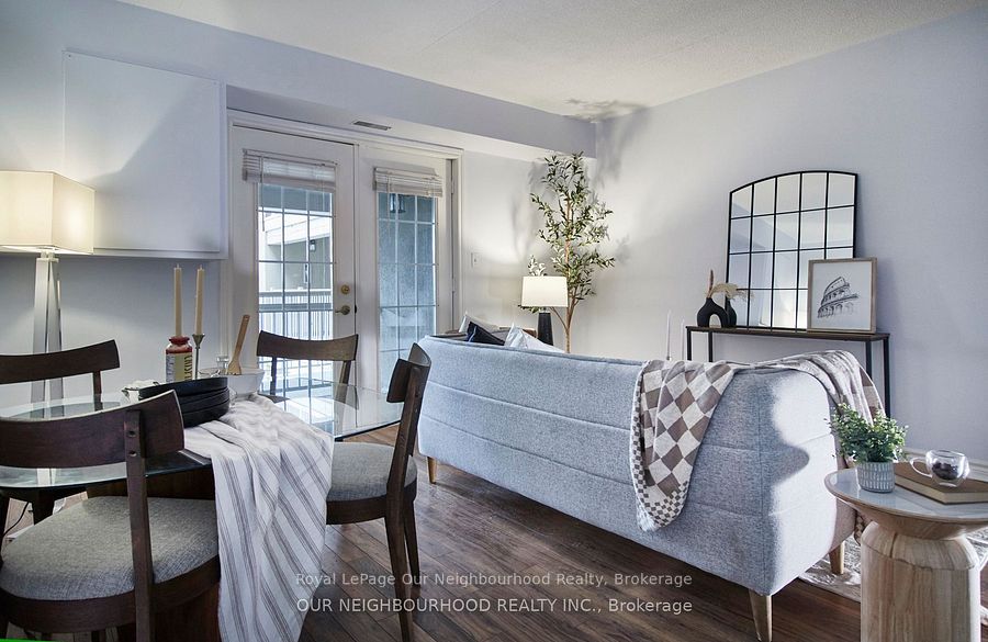 1431 Walker's Line 208