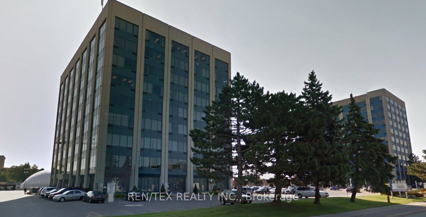 Photo 1 of 3 — 250 Consumers Road 718, Toronto, ON M2J 4V6