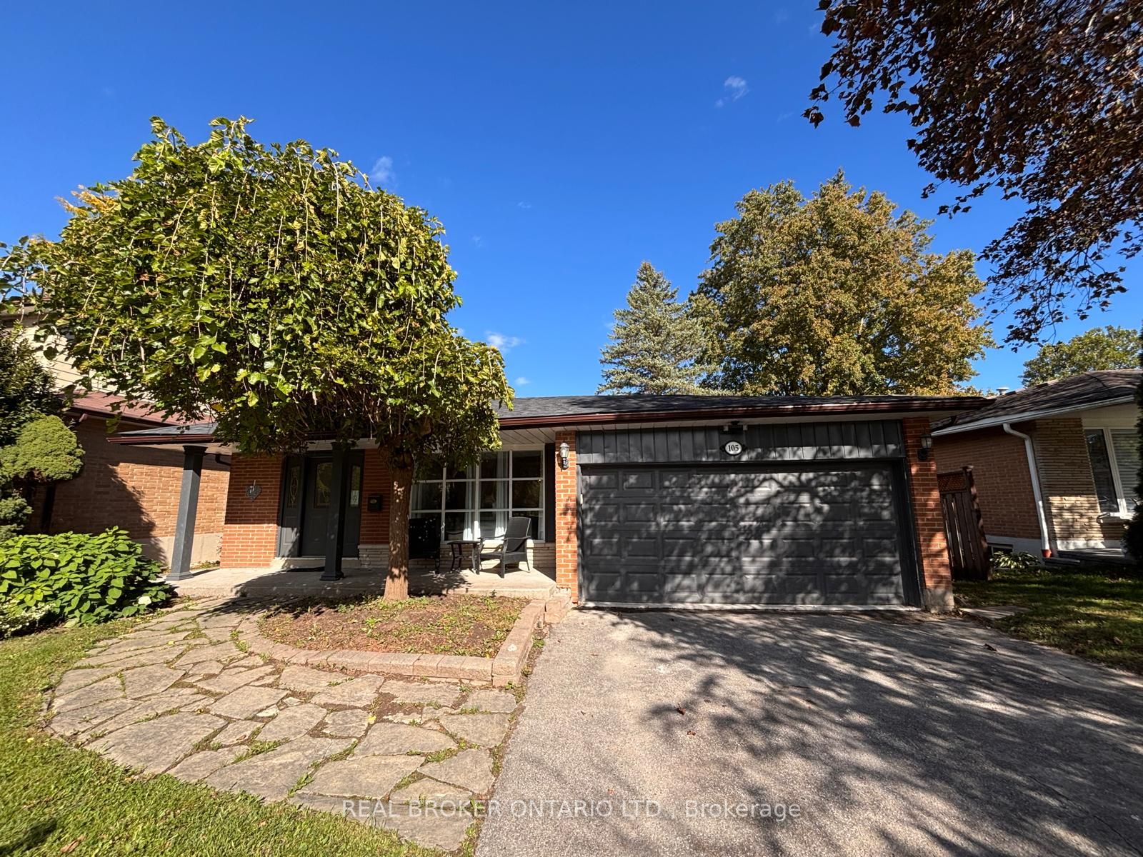 105 Fred Varley Drive
