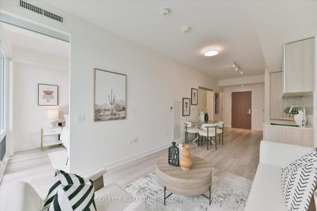 Photo of 15 Queens Quay E #617, Toronto, ON M5E 0C5 (MLS # C13658062)