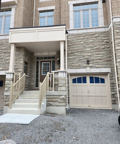 27 Thomas Hope Lane Markham ON L3S 0E9