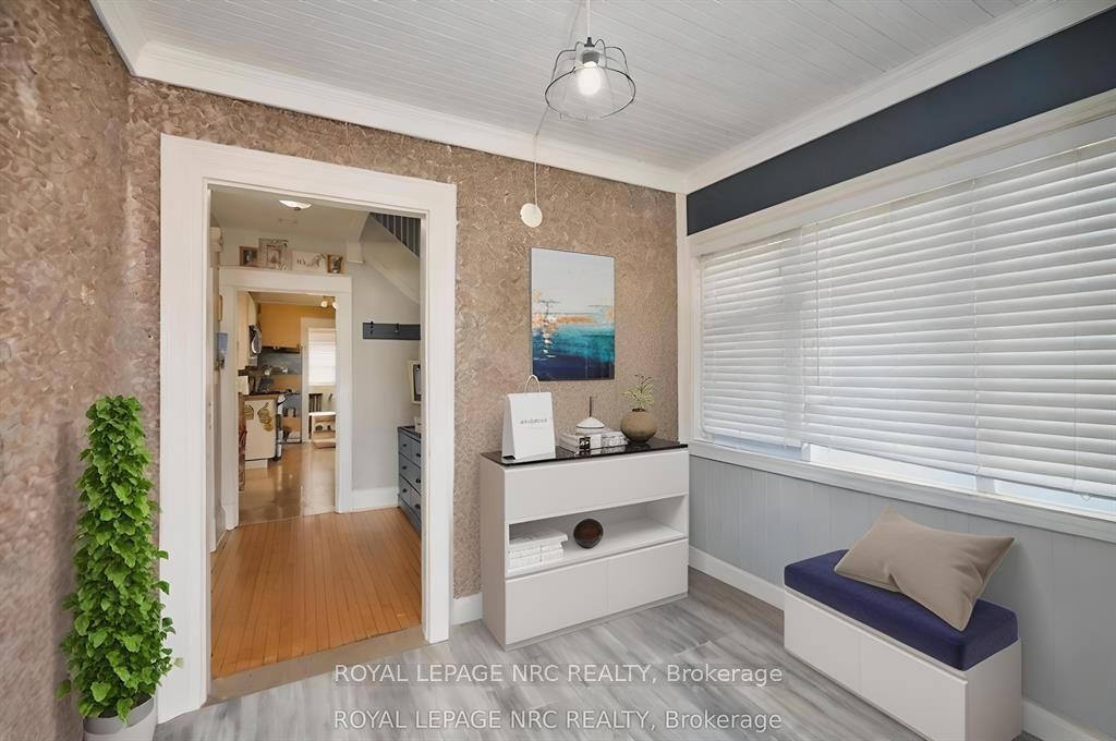 Photo of 92 Dufferin Street, St. Catharines, ON L2R 1Z8 (MLS # X12872768)