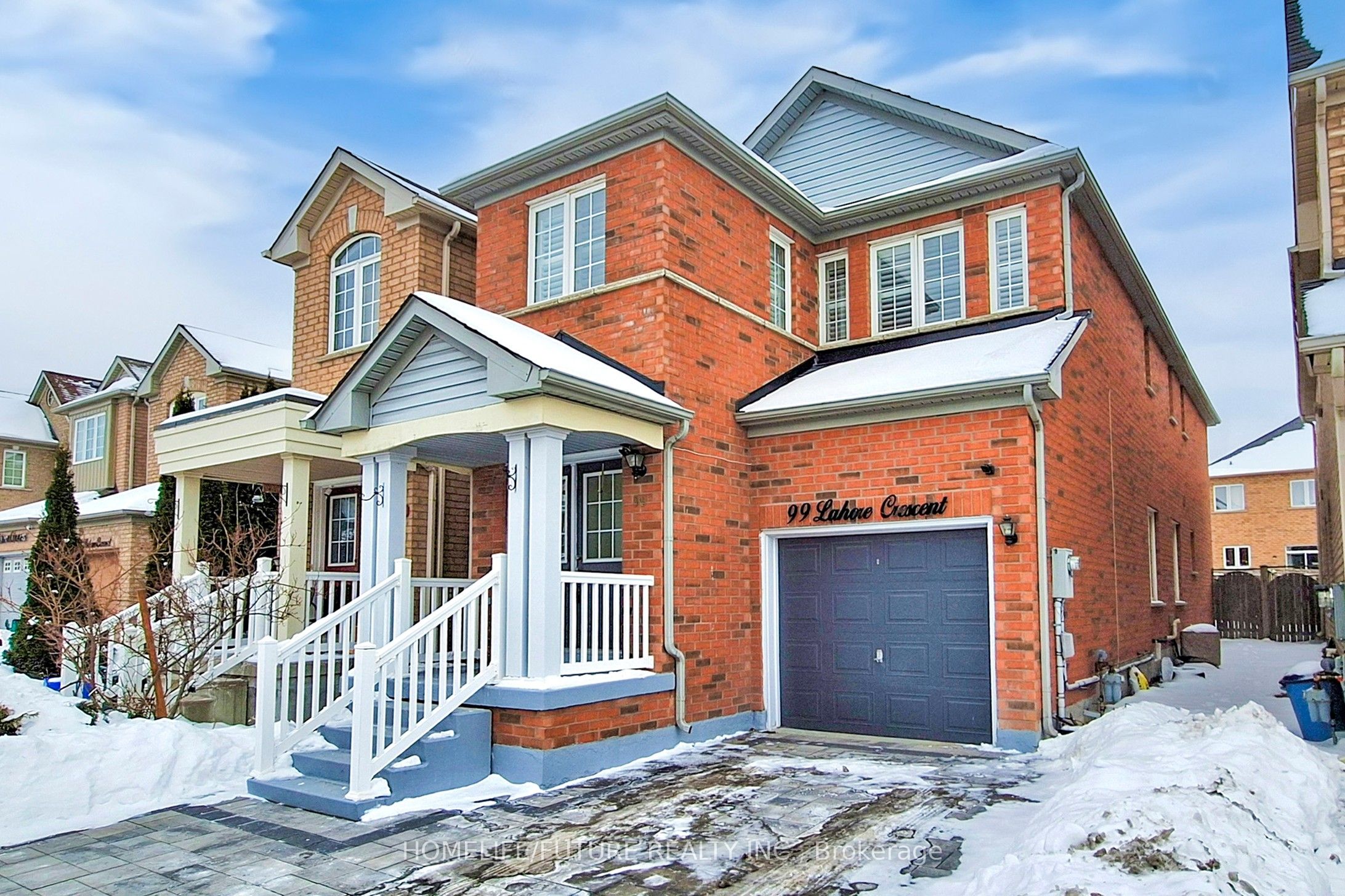99 Lahore Crescent