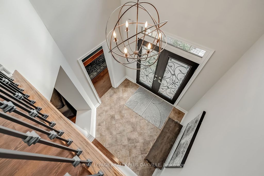 Photo of 3339 Skipton Lane, Oakville, ON L6M 0K3 (MLS # W13111170)