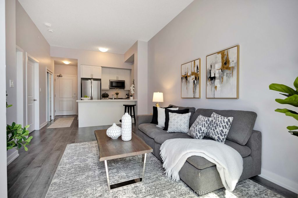 Photo of 470 Dundas Street E #519, Hamilton, ON L8B 2A6 (MLS # X13043008)