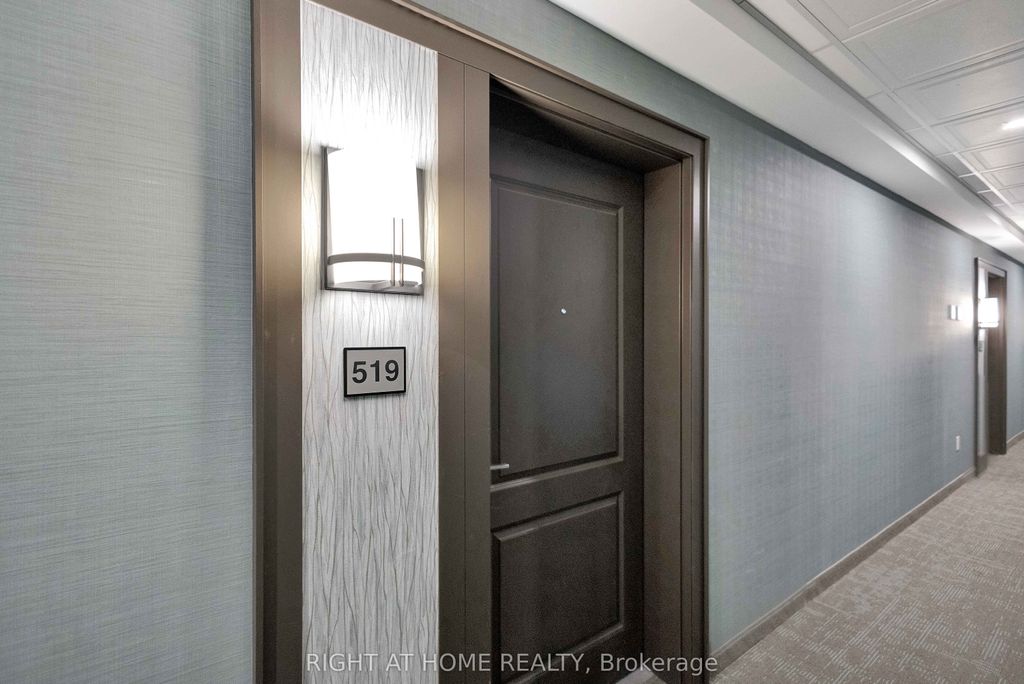 Photo of 470 Dundas Street E #519, Hamilton, ON L8B 2A6 (MLS # X13043008)