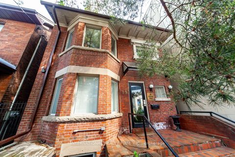 19 Alvin Avenue Toronto ON M4T 2A7