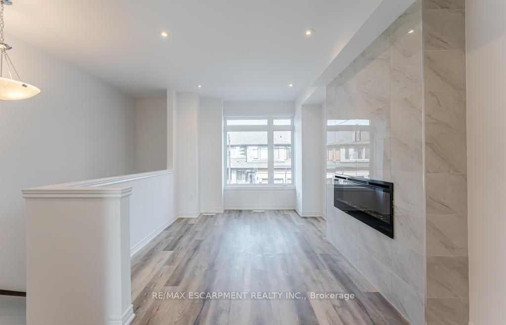 120 Court Drive 29