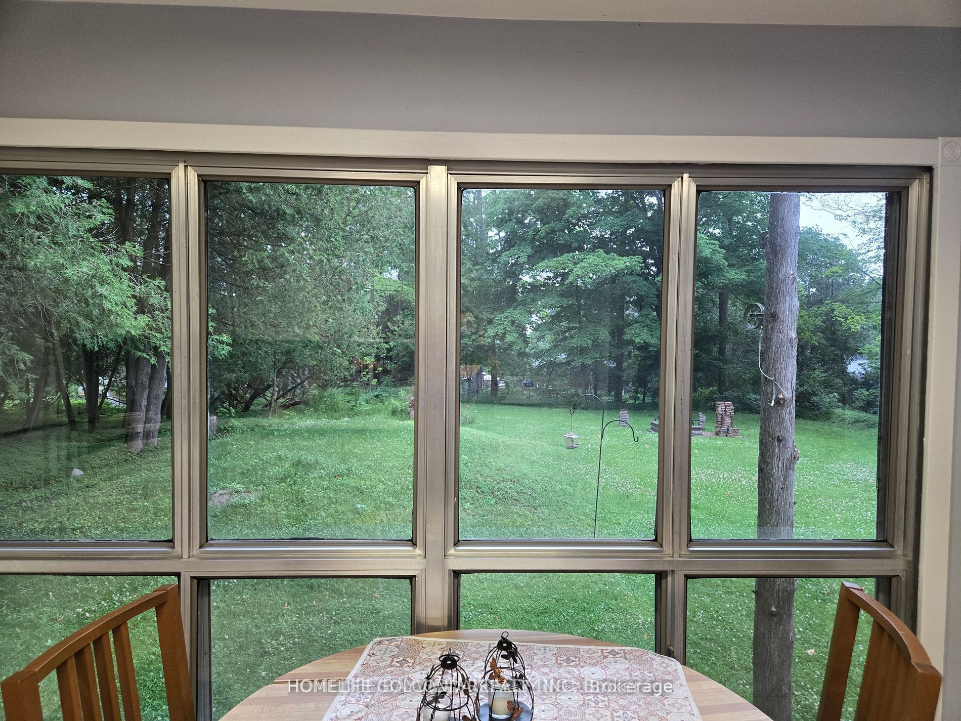15 Poplar Crescent