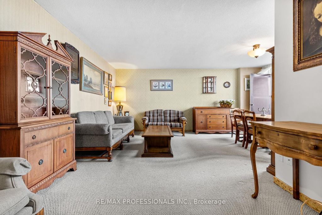 Photo of 180 Markham Road #1704, Toronto, ON M1M 2Z9 (MLS # E12429360)