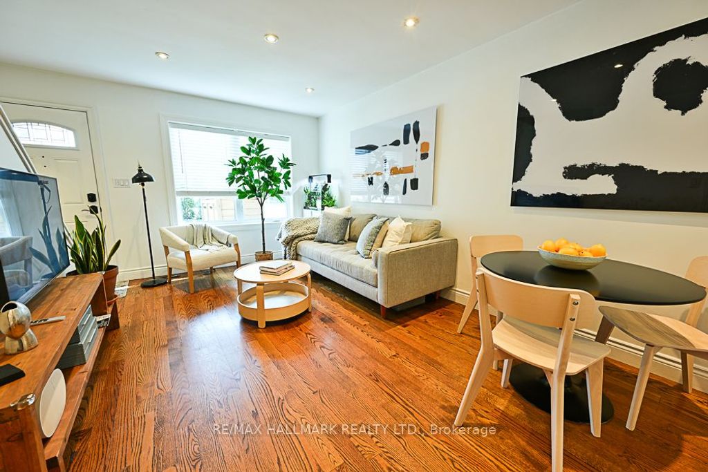Photo of 3318 Bathurst Street, Toronto, ON M6A 2B6 (MLS # C12425038)