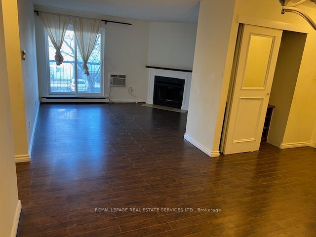 1450 Glen Abbey Gate 322