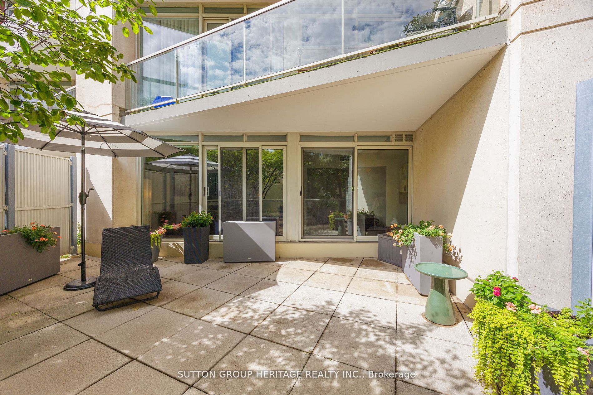 550 Queens Quay W 126