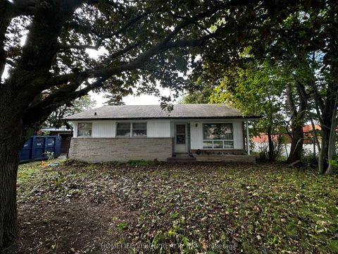 Photo of 196 Garrard Road, Whitby, ON L1N 3K6 (MLS # E12459283)