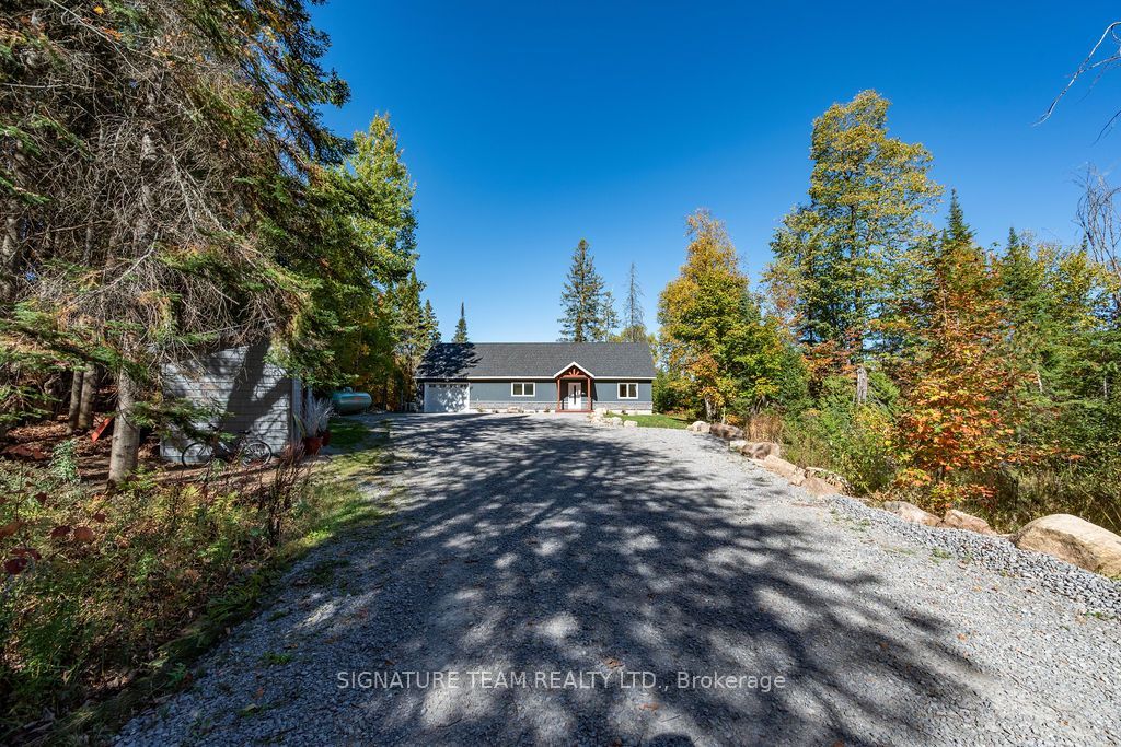 Photo of 42 Hudson Trail, Bonnechere Valley, ON K0J 1T0 (MLS # X13041114)