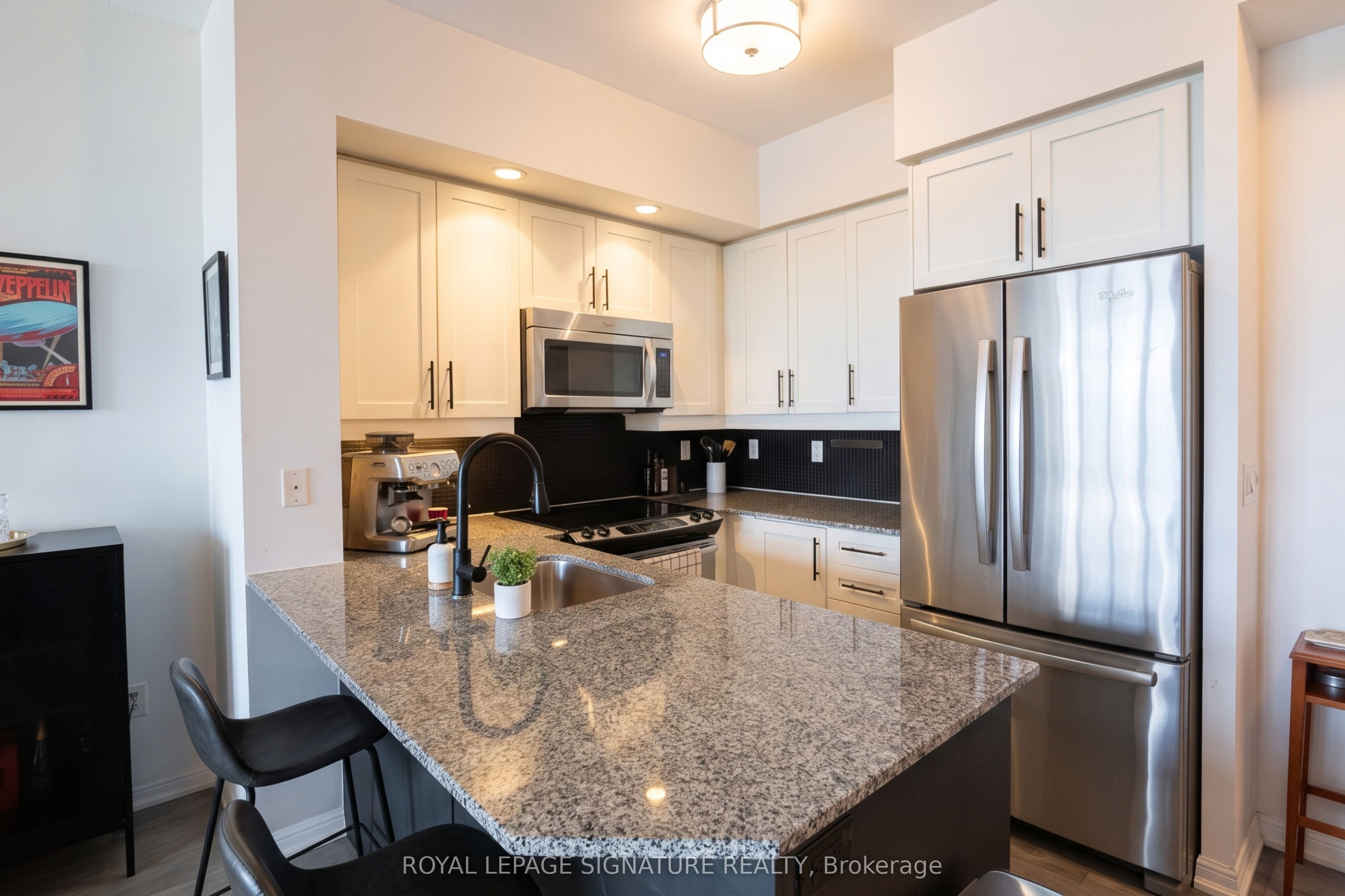 85 East Liberty Street 1602