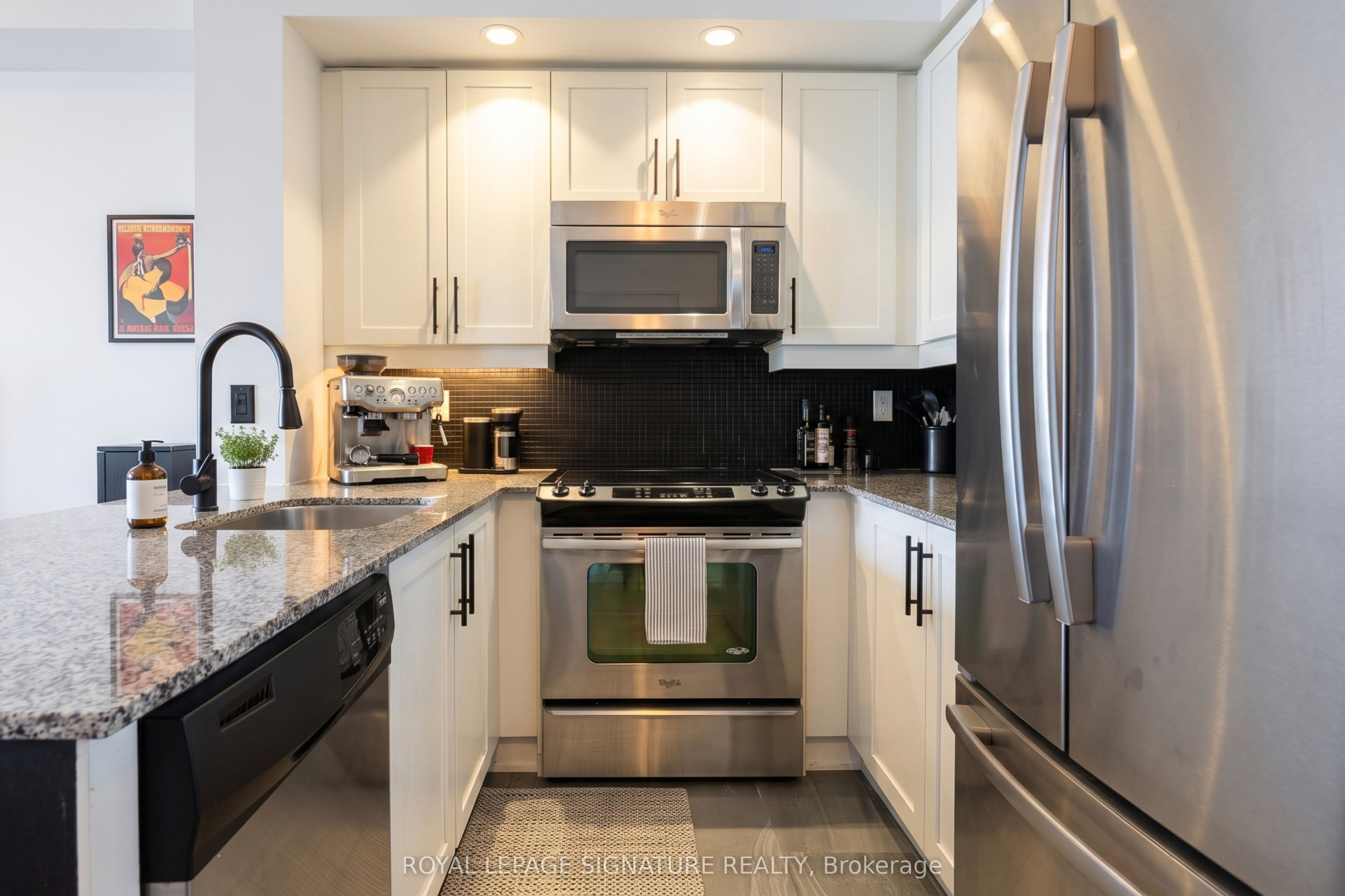 85 East Liberty Street 1602