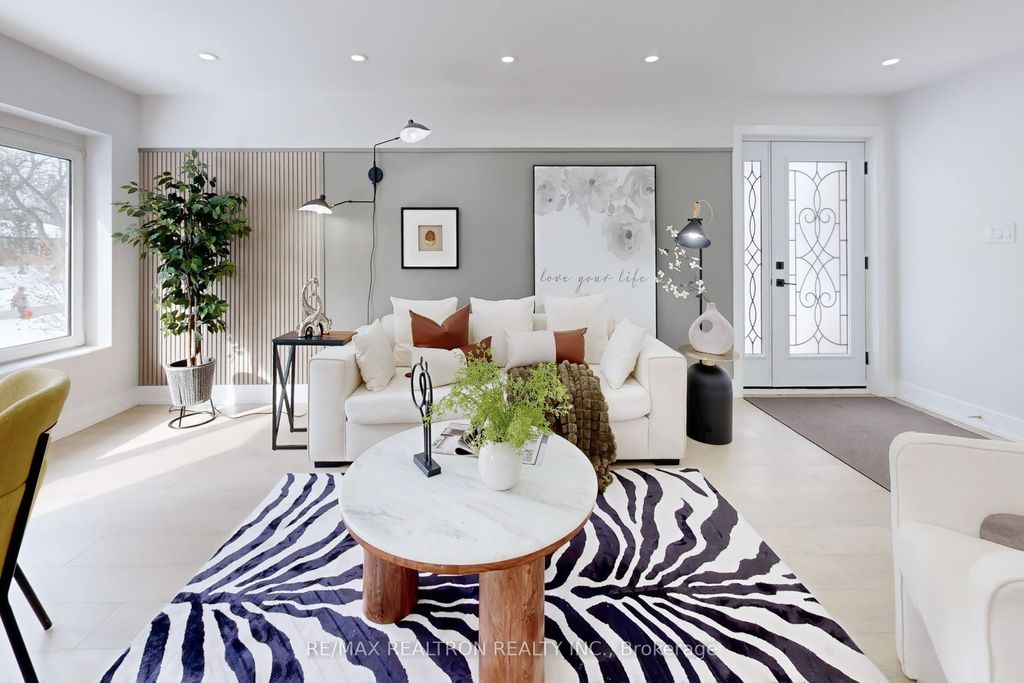 Photo of 53 Fairglen Avenue, Toronto, ON M1T 1G8 (MLS # E12791980)