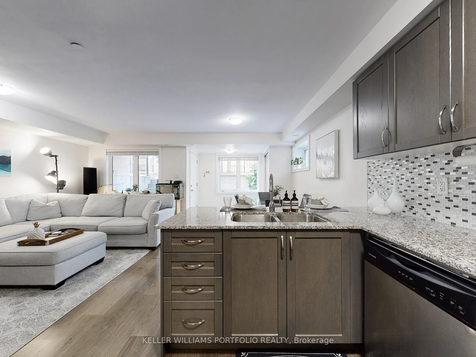 252 Royal York Road 212