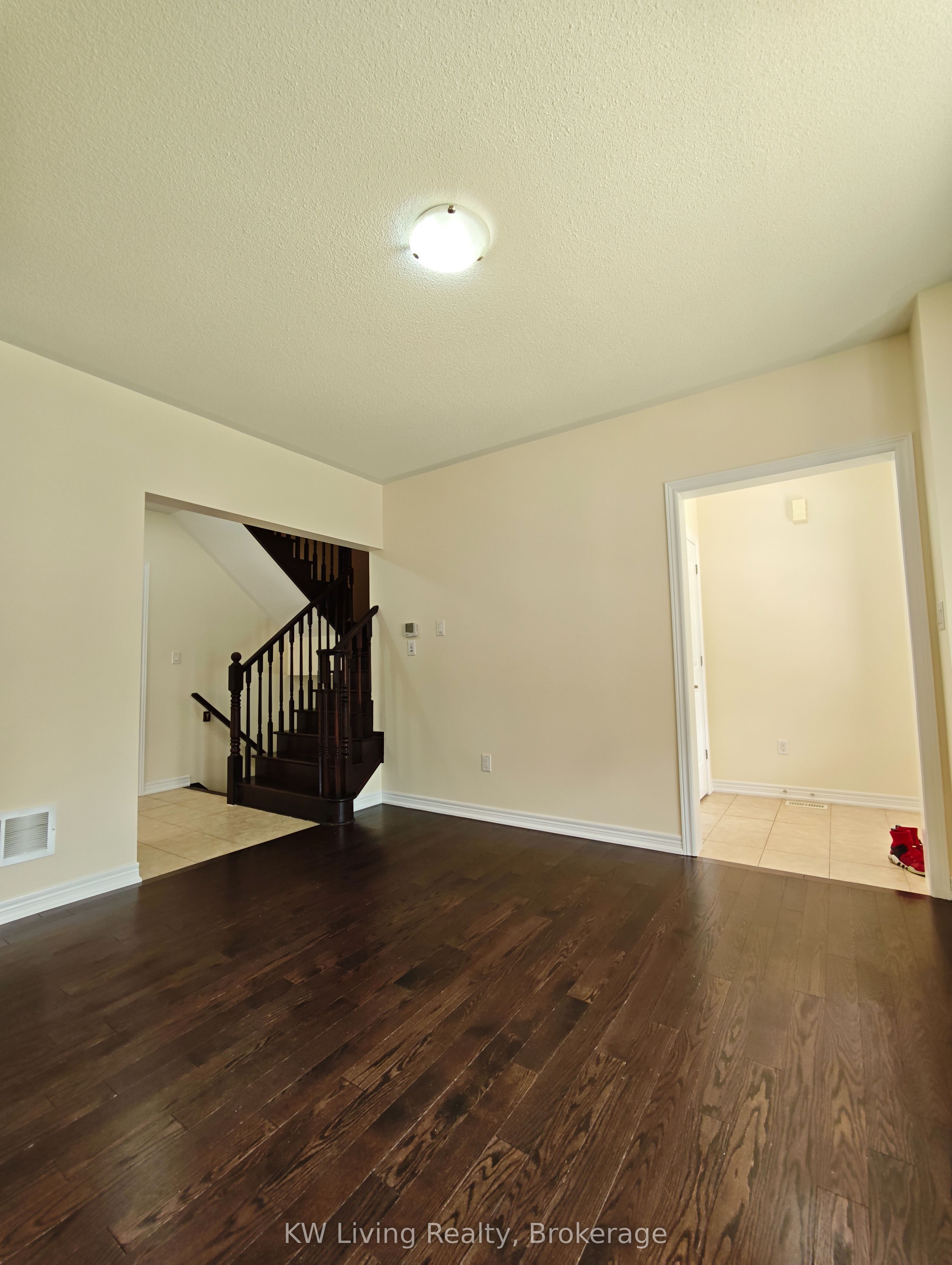 109 Cornwall Drive