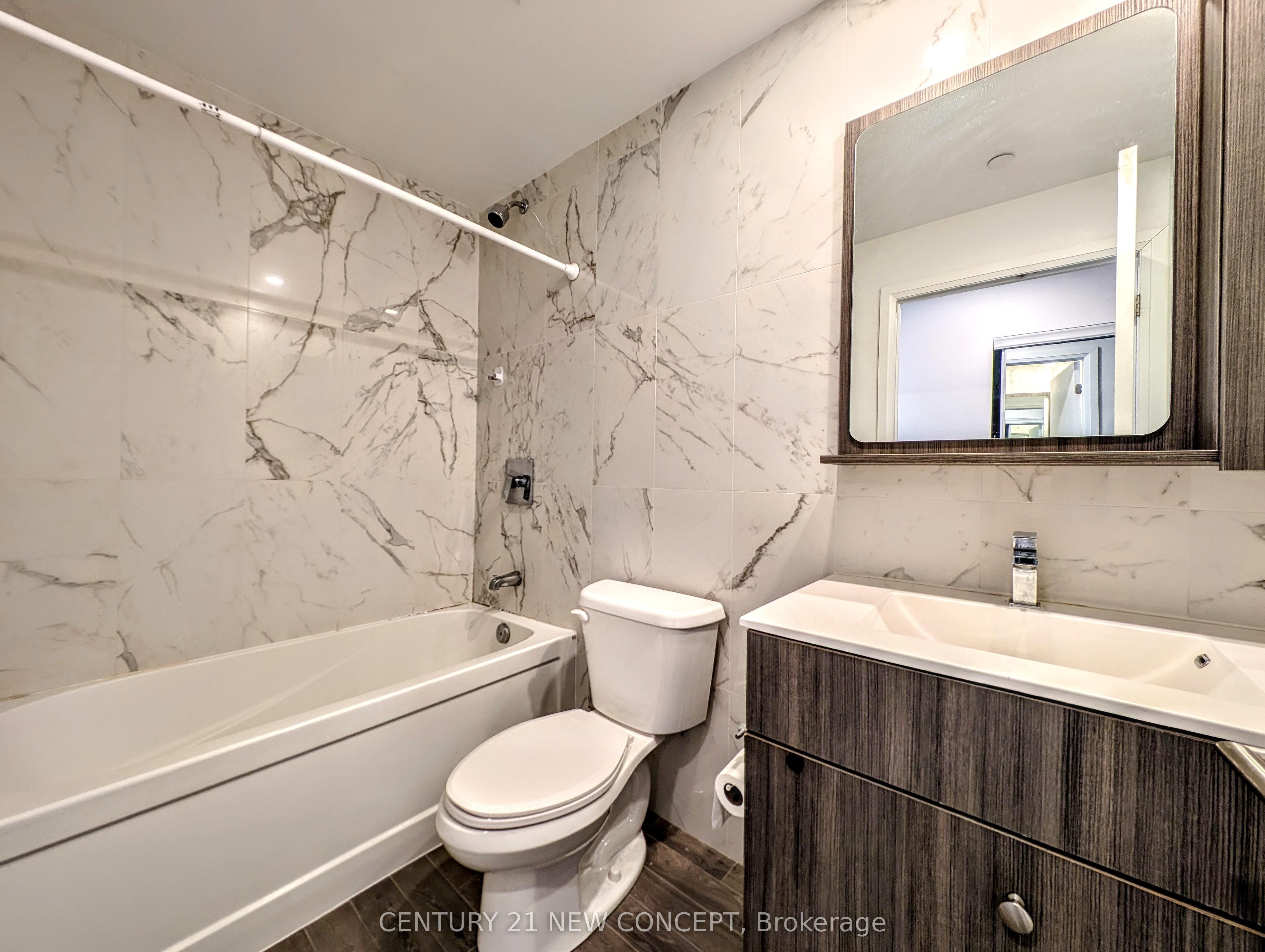 75 Canterbury Place 2816