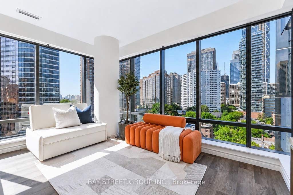 Photo of 5 St Joseph Street #908, Toronto, ON M4Y 0B6 (MLS # C13703674)