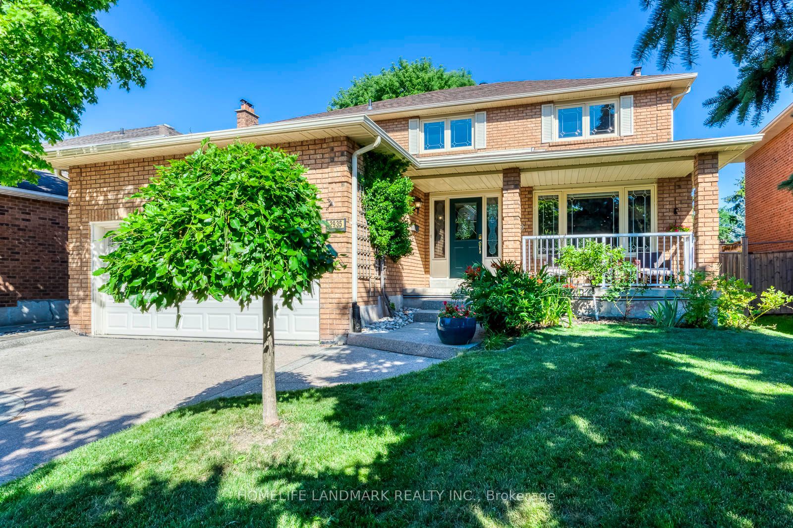 2935 Kingsway Drive