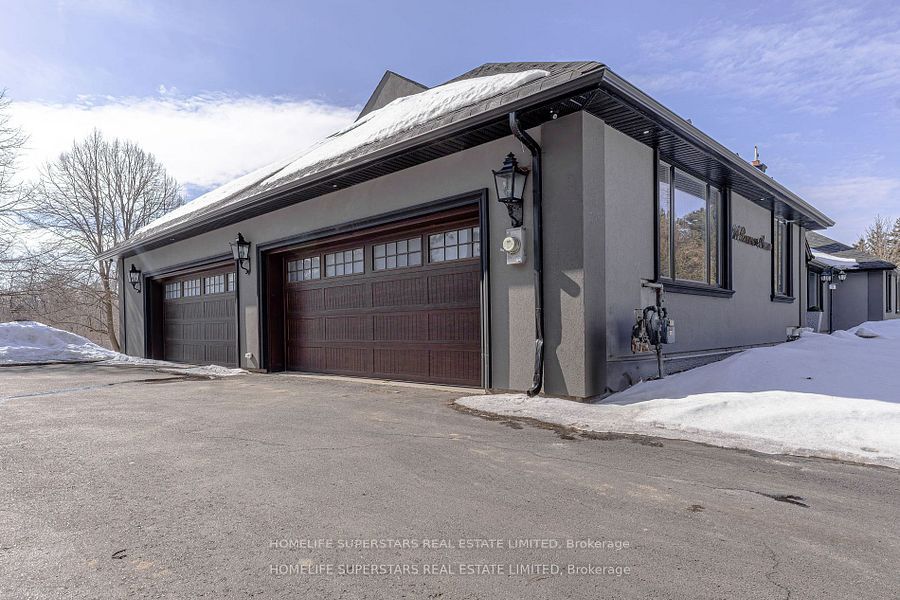 14 Bowman Avenue