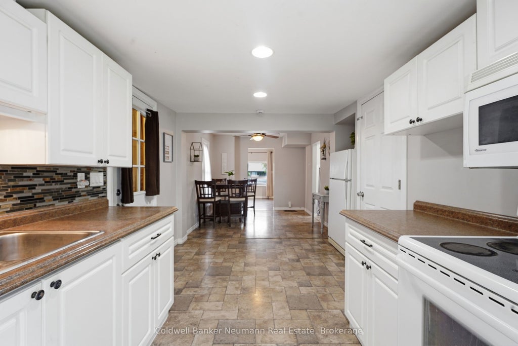 Photo of 442 Burdick Place, London East, ON N5W 4P6 (MLS # X14026324)