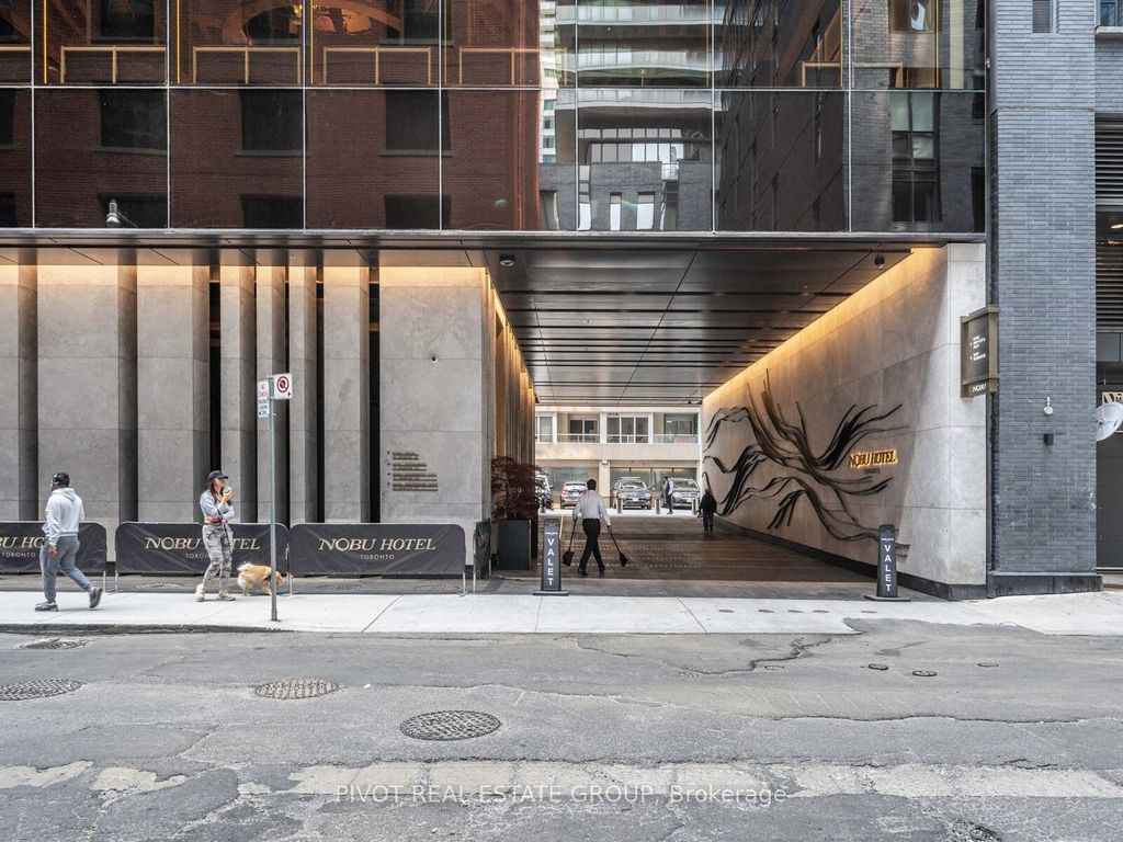 Photo of 35 Mercer Street #519, Toronto, ON M5V 0V1 (MLS # C12419772)