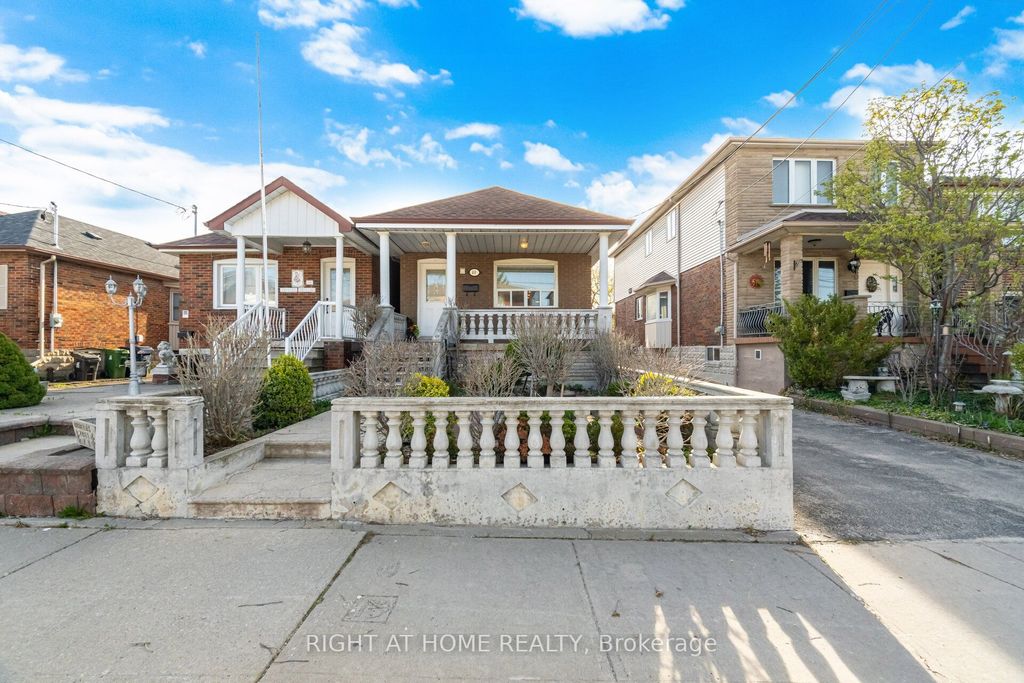 Photo of 40 Sanderstead Avenue, Toronto, ON M6E 4X7 (MLS # W13055570)
