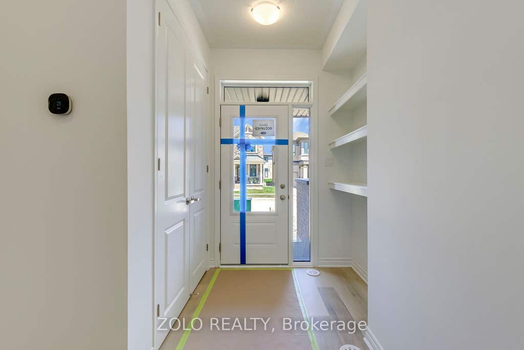 Photo of 1572 Rutland Crescent, Milton, ON L9E 2H5 (MLS # W13448934)