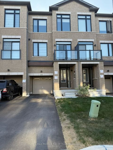 120 Tennant Circle Vaughan ON L4L 5L5