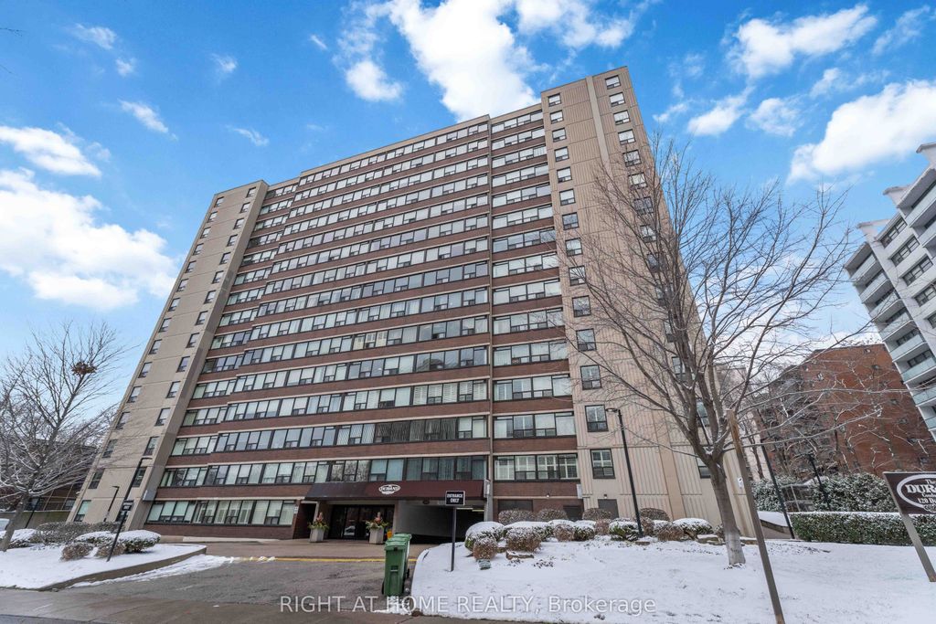 Photo of 120 DUKE Street #905, Hamilton, ON L8P 4T1 (MLS # X12603452)