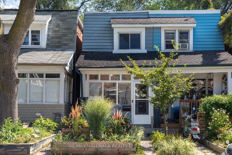 17 Mountalan Avenue Toronto ON M4J 1H3