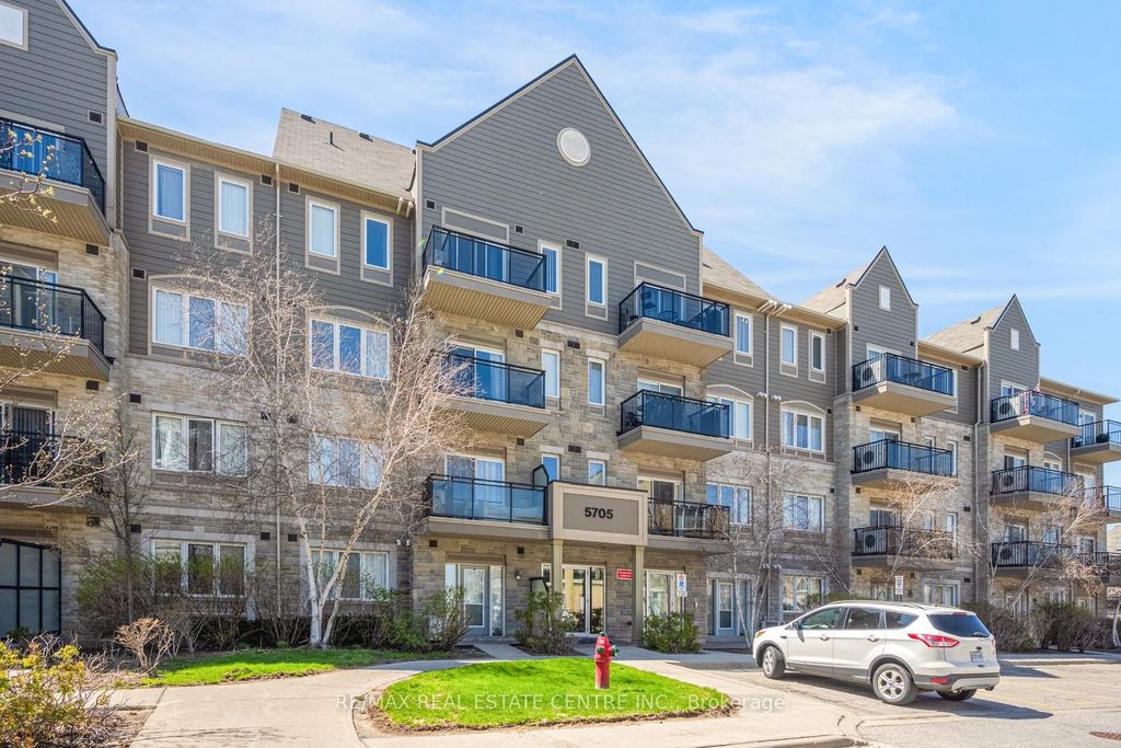 Photo of 5705 Long Valley Road #307, Mississauga, ON L5M 0M3 (MLS # W13073342)