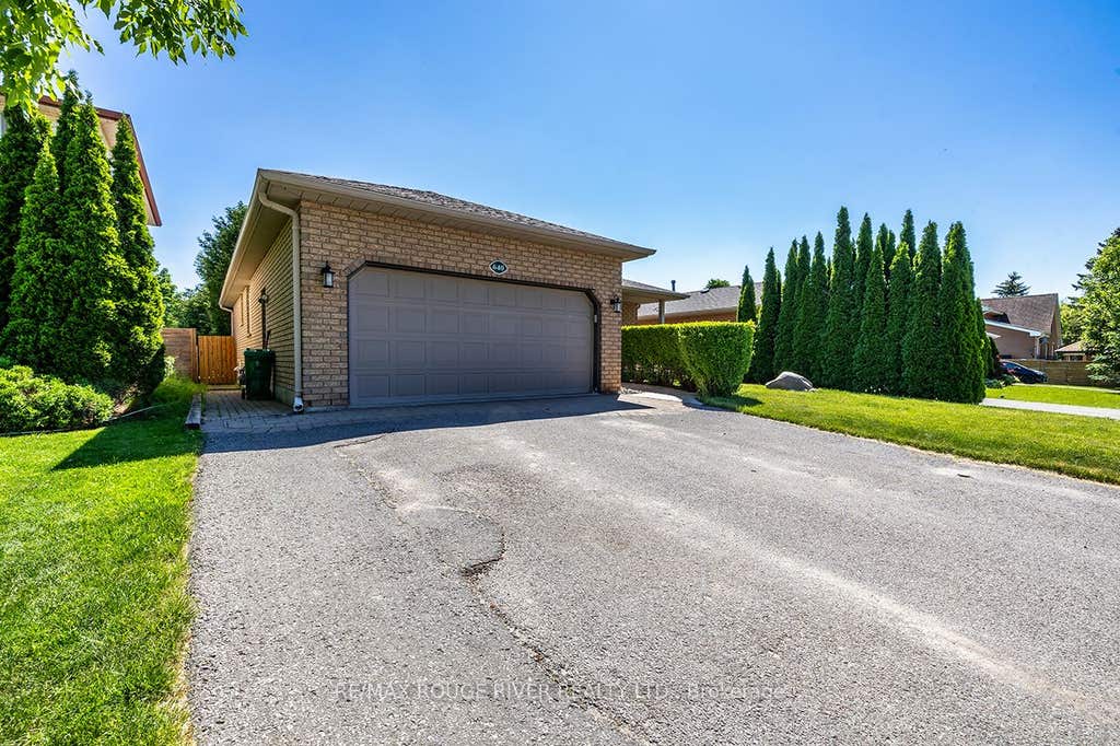 Photo of 640 Pinewood Drive, Peterborough, ON K9K 1L2 (MLS # X13428654)