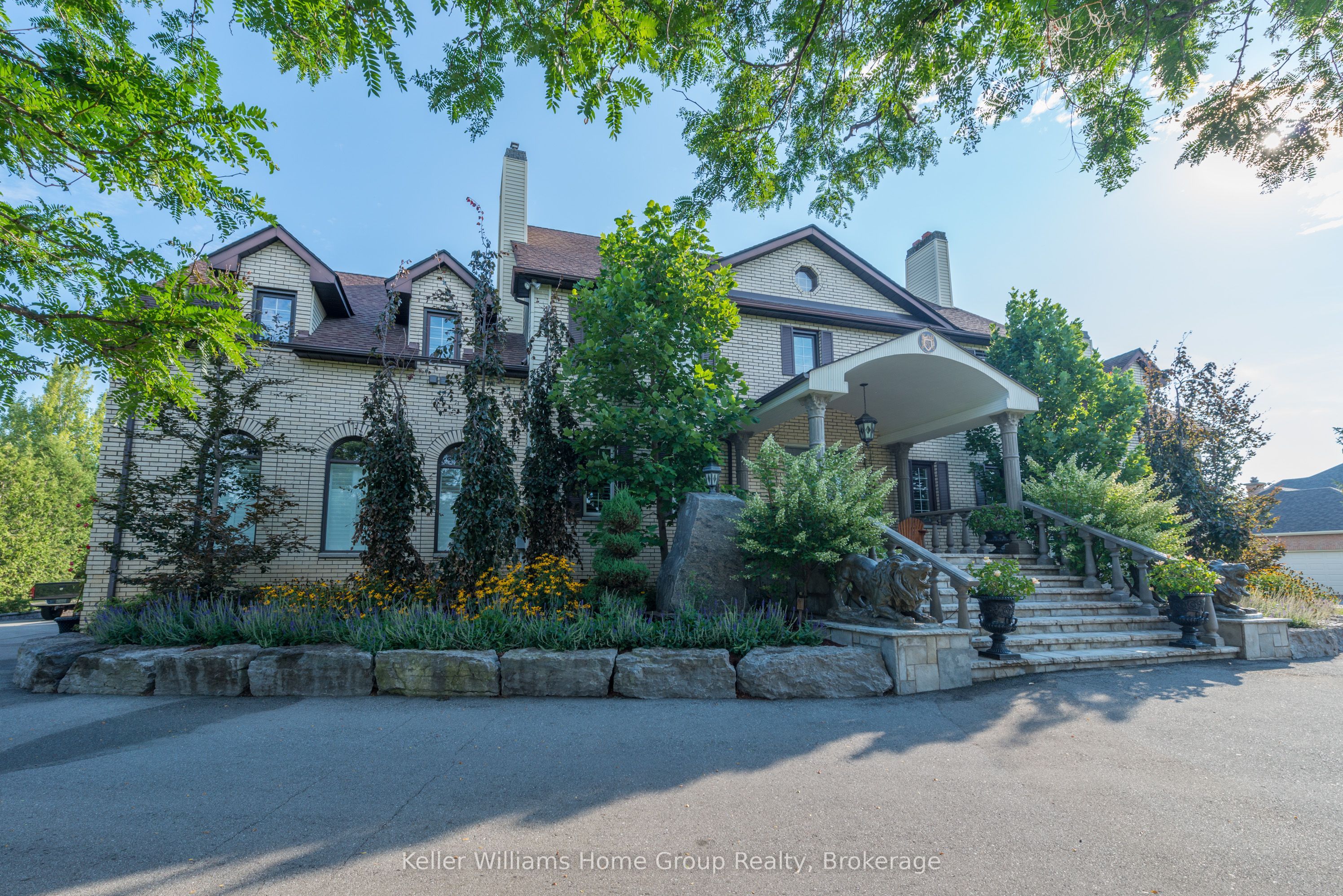 71 Mae Court