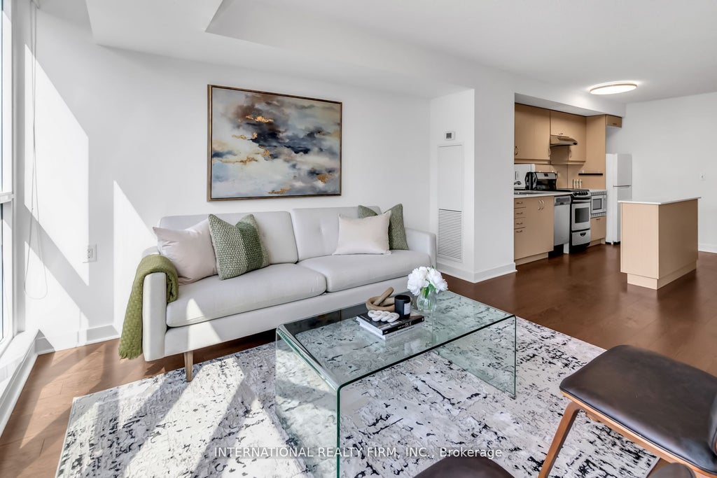 Photo of 320 Richmond Street E #809, Toronto, ON M5A 2R3 (MLS # C13832772)