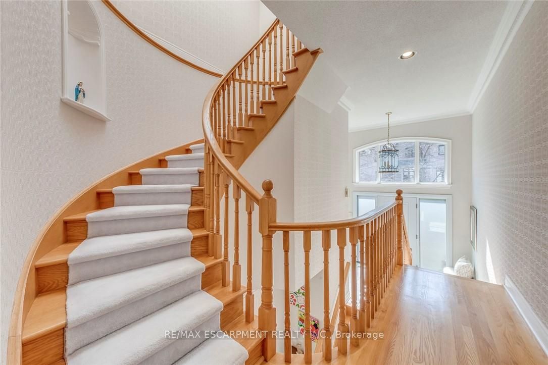 2303 HILL RIDGE Court 5