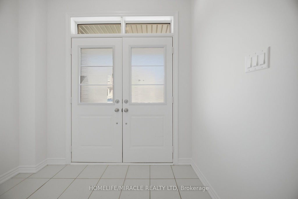 Photo of 19 Donald Ficht Crescent, Brampton, ON L9Z 1E1 (MLS # W13652366)