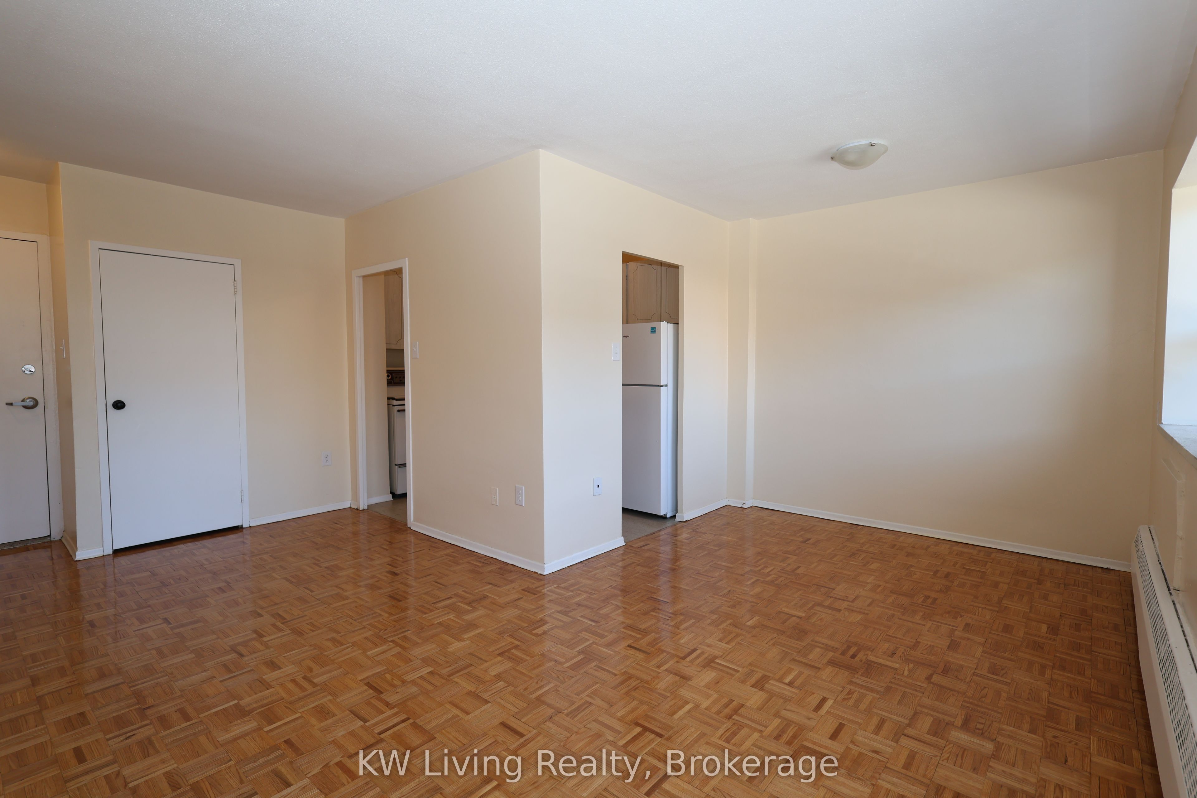 480 Lakeshore Road E 309