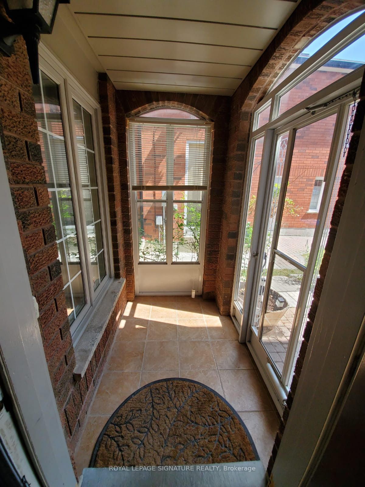 5486 Antrex Crescent