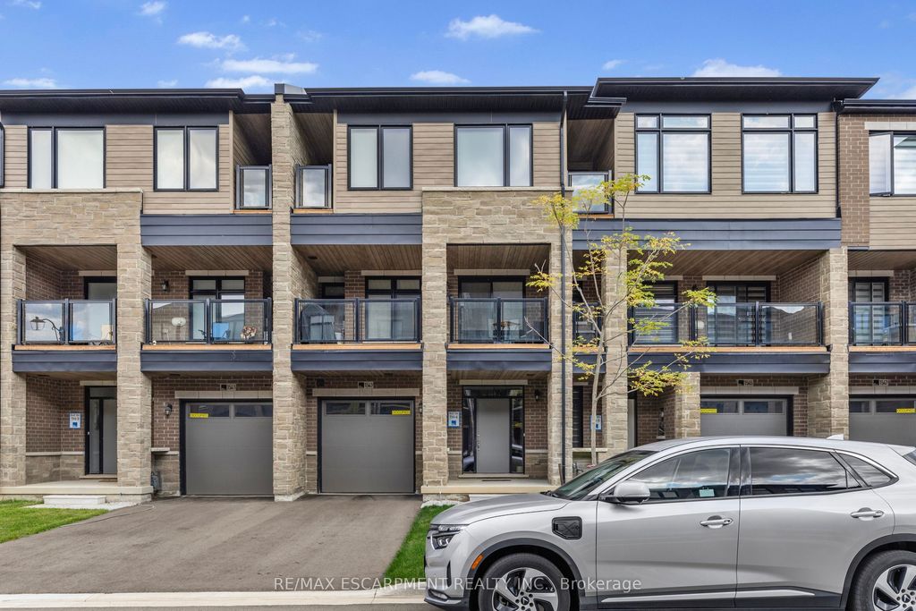 Photo of 1543 Hilson Heights, Milton, ON L9T 7E7 (MLS # W12399609)