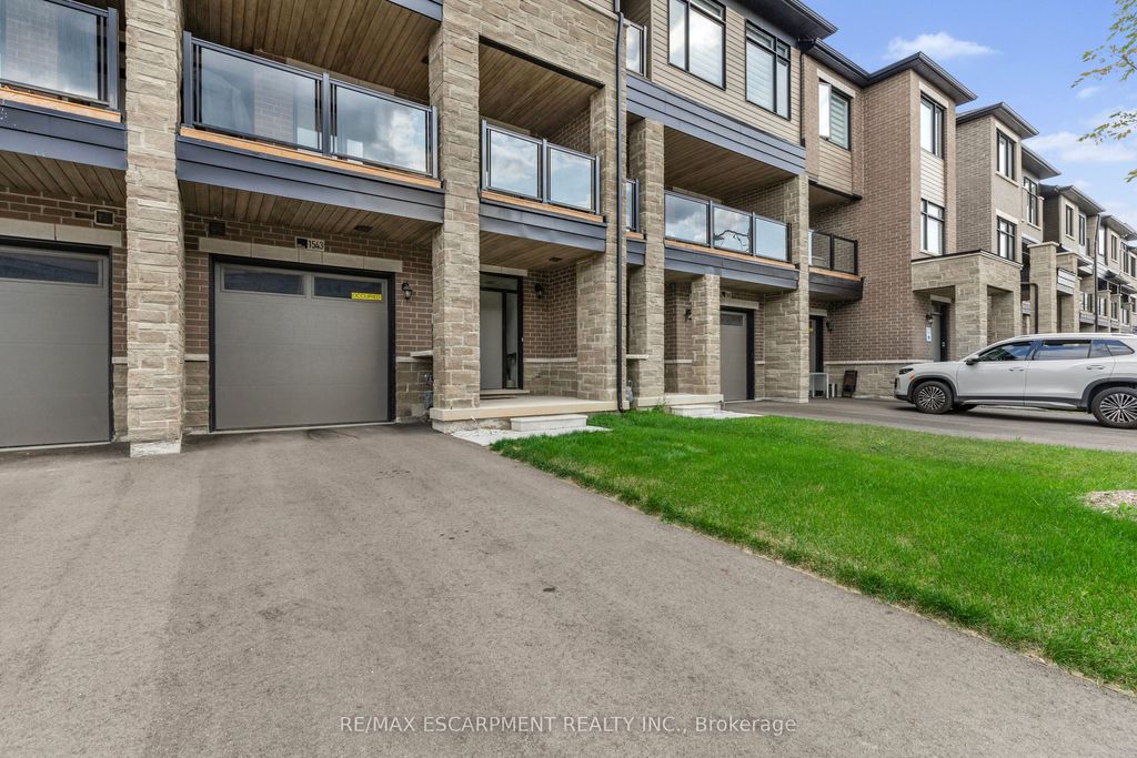 Photo of 1543 Hilson Heights, Milton, ON L9T 7E7 (MLS # W12399609)