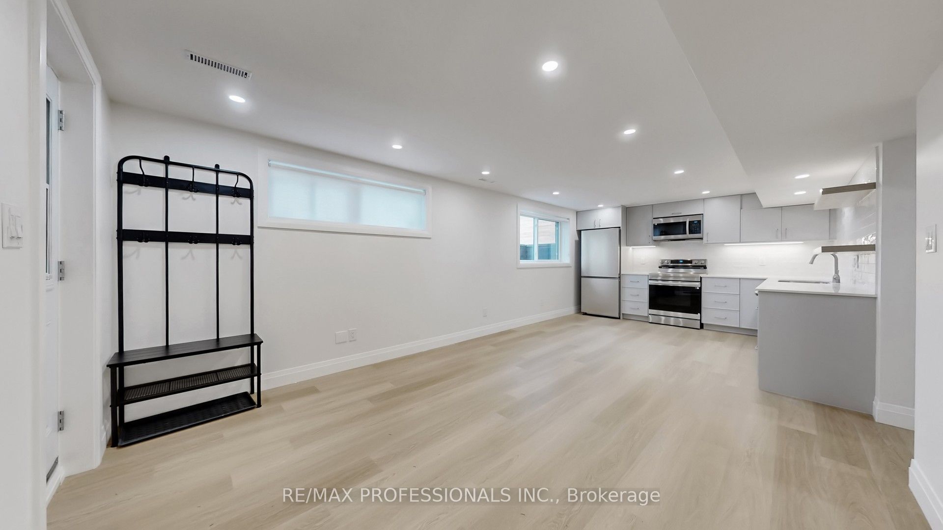 44 Princess Margaret Boulevard BSMT