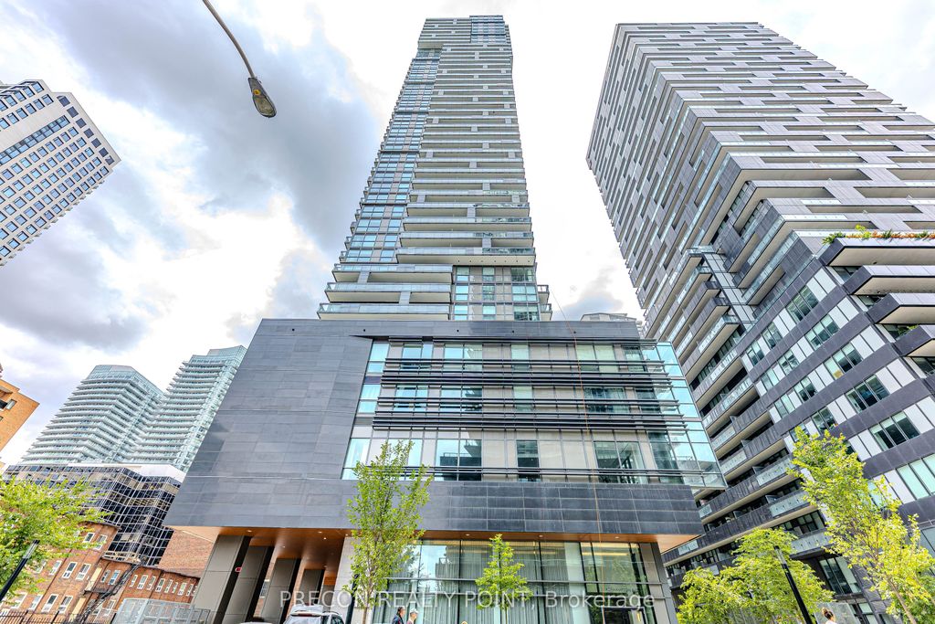 Photo of 39 Roehampton Avenue E #1906, Toronto, ON M4P 0G1 (MLS # C12516832)