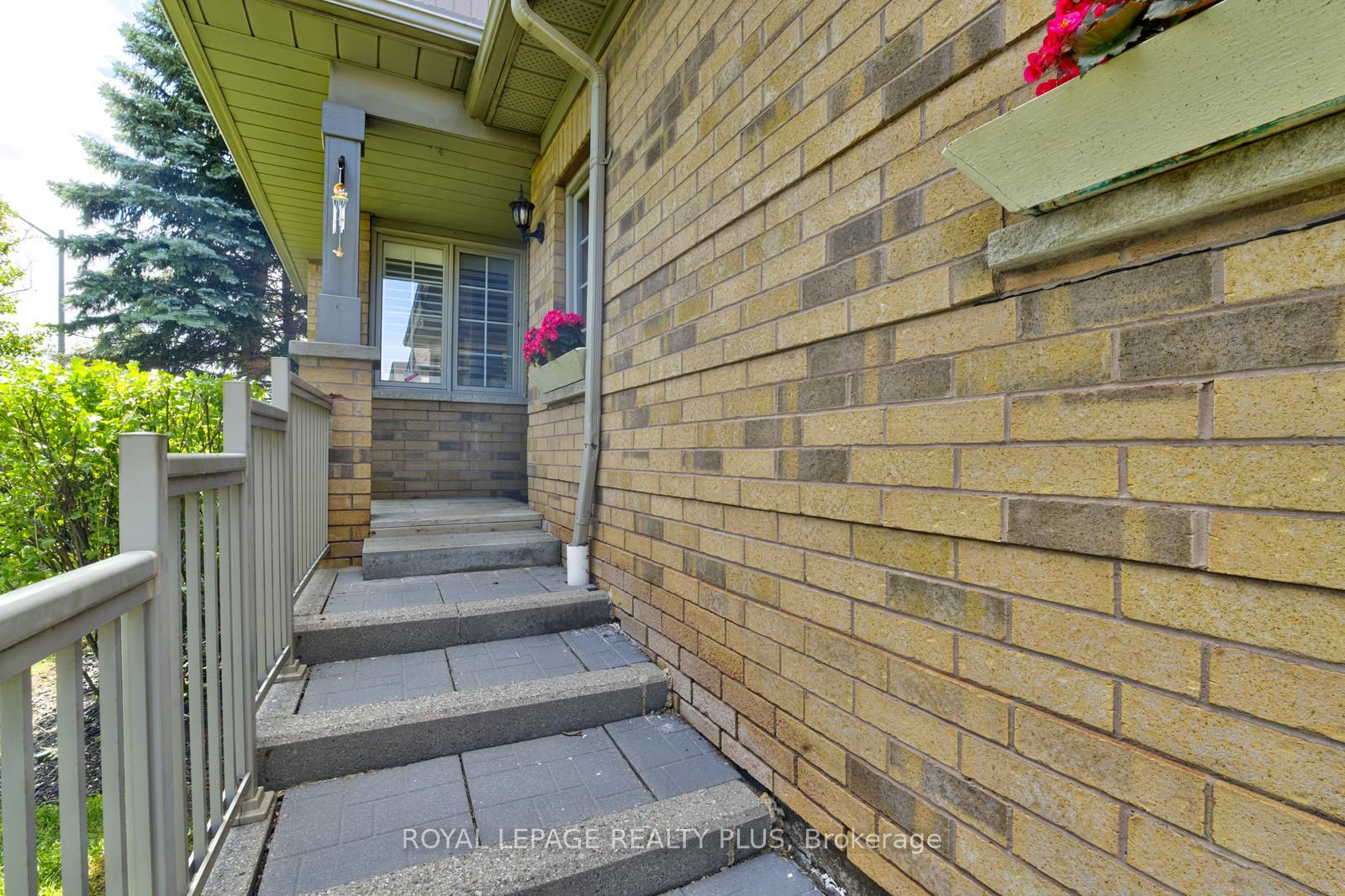 5658 Glen Erin Drive 1