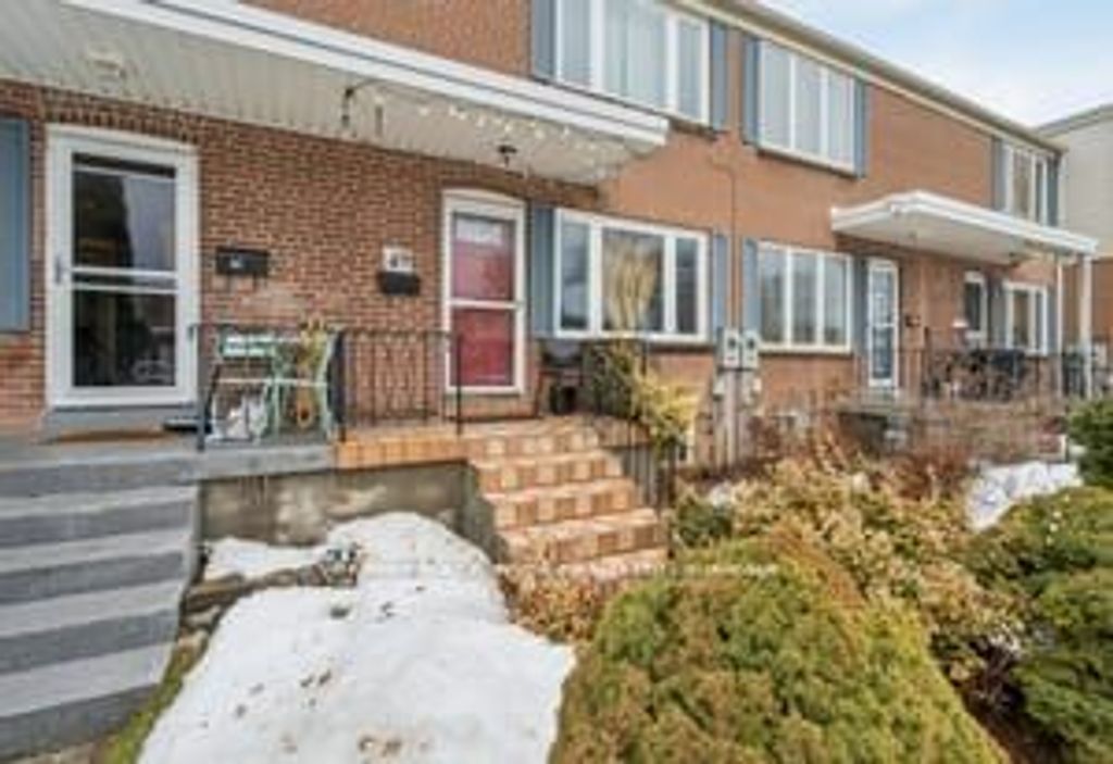 Photo of 740 Kennedy Road #49, Toronto, ON M1K 2C5 (MLS # E13078314)